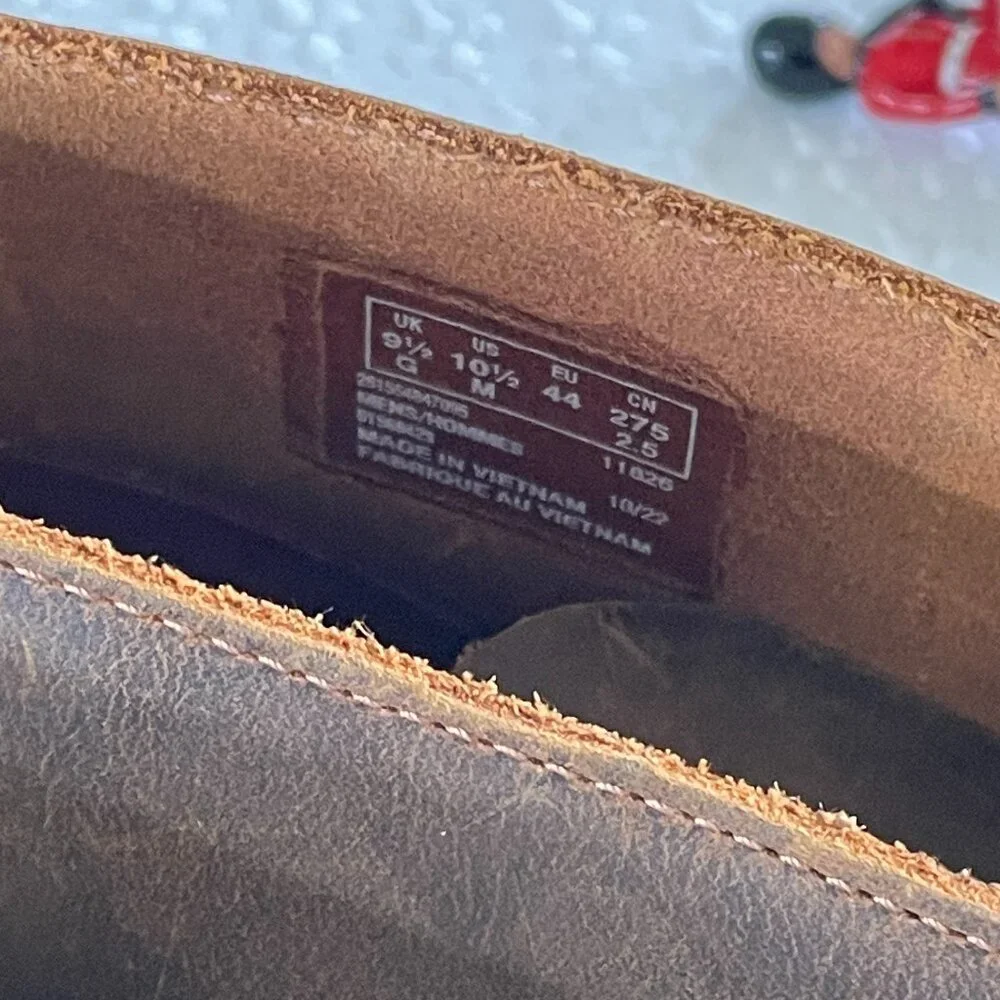 Clarks Brown Leather Desert Chukka Boots